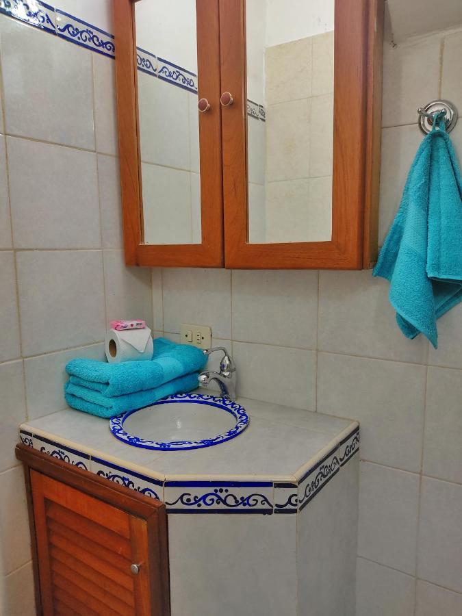 Bella Suite Frente Al Aeropuerto Catia La Mar Exteriör bild