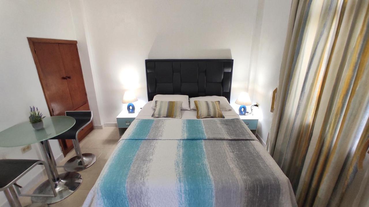 Bella Suite Frente Al Aeropuerto Catia La Mar Exteriör bild