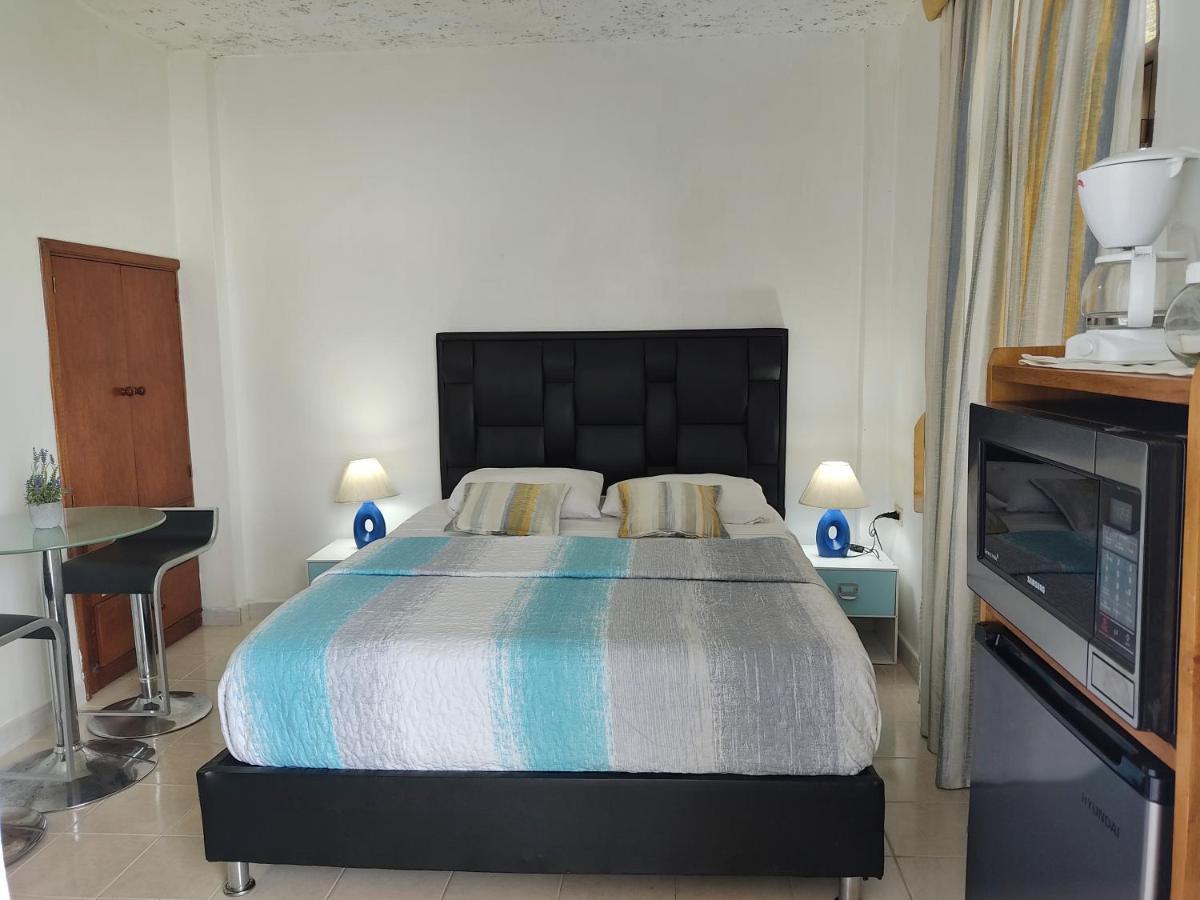 Bella Suite Frente Al Aeropuerto Catia La Mar Exteriör bild